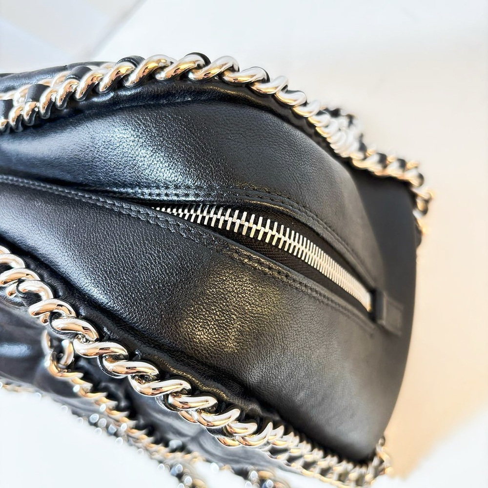 Chanel Black Quilted Leather Tote Bag with Chain Details - Picture 8 of 11